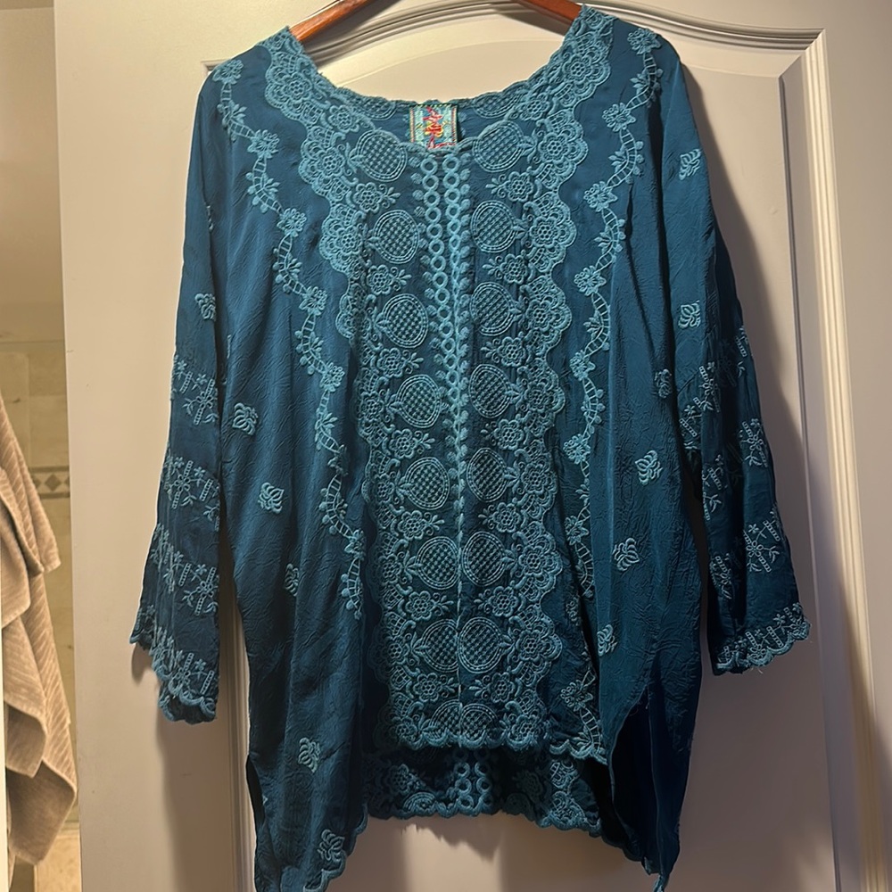 Ladies Johnny WAS top! Size XL